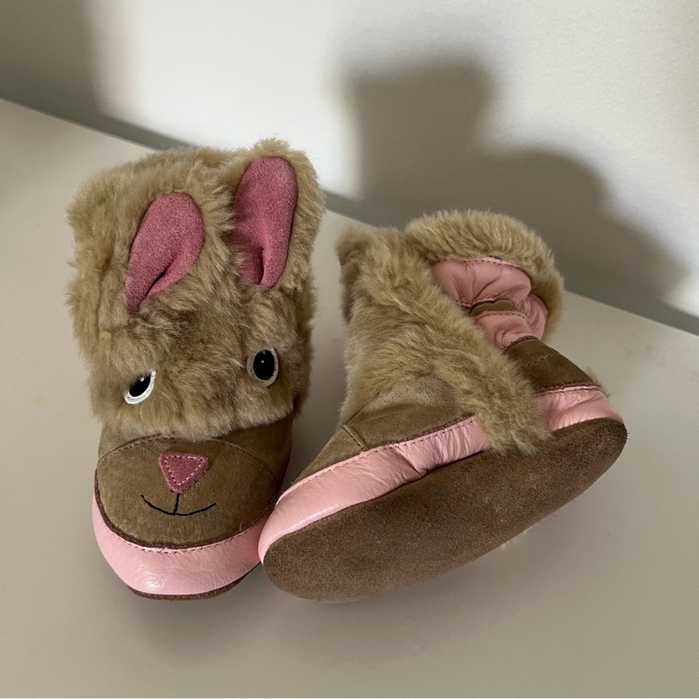 Robeez walking boots!